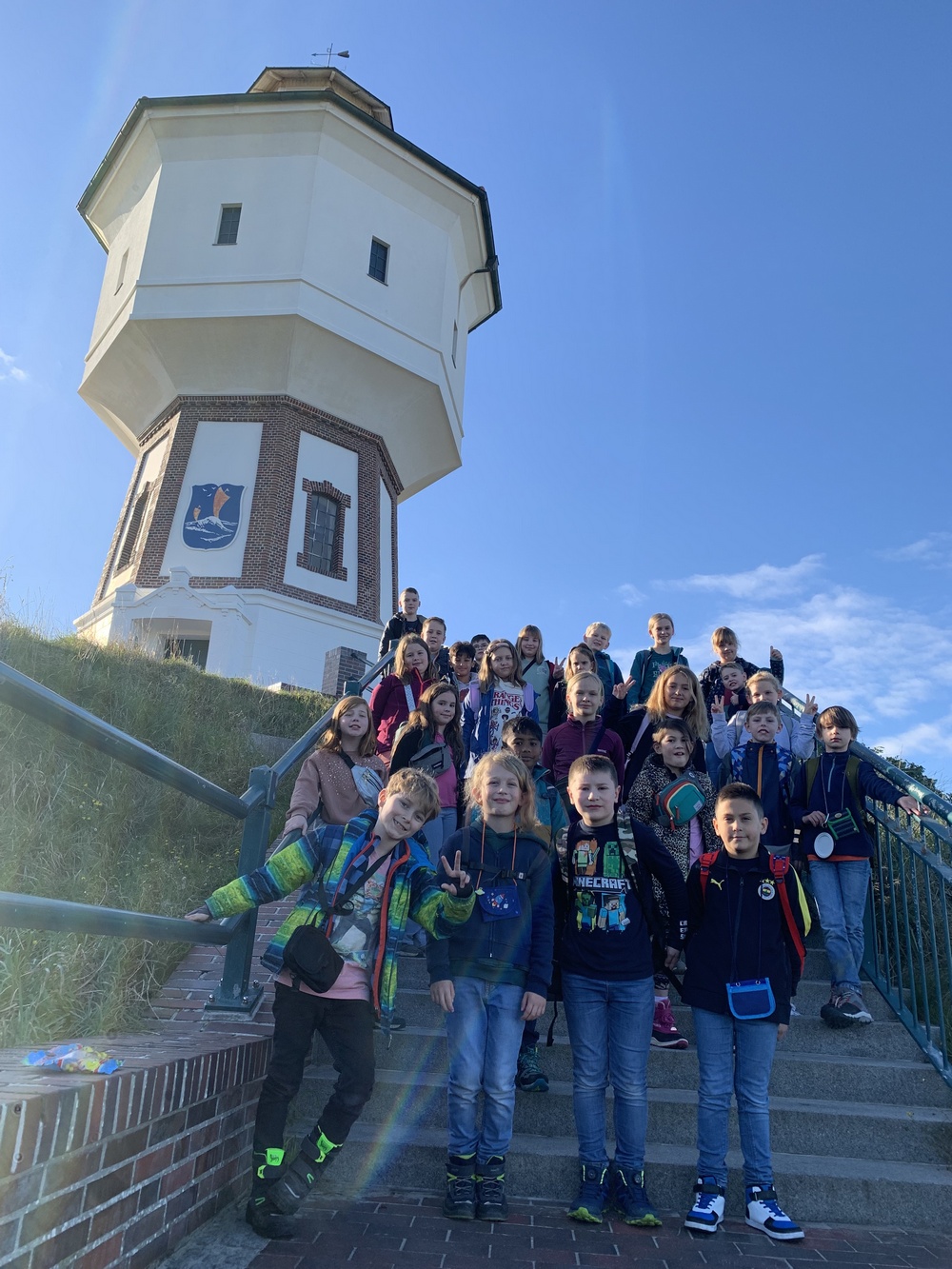 Neele 9